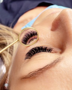The Ultimate Guide to Lash Services